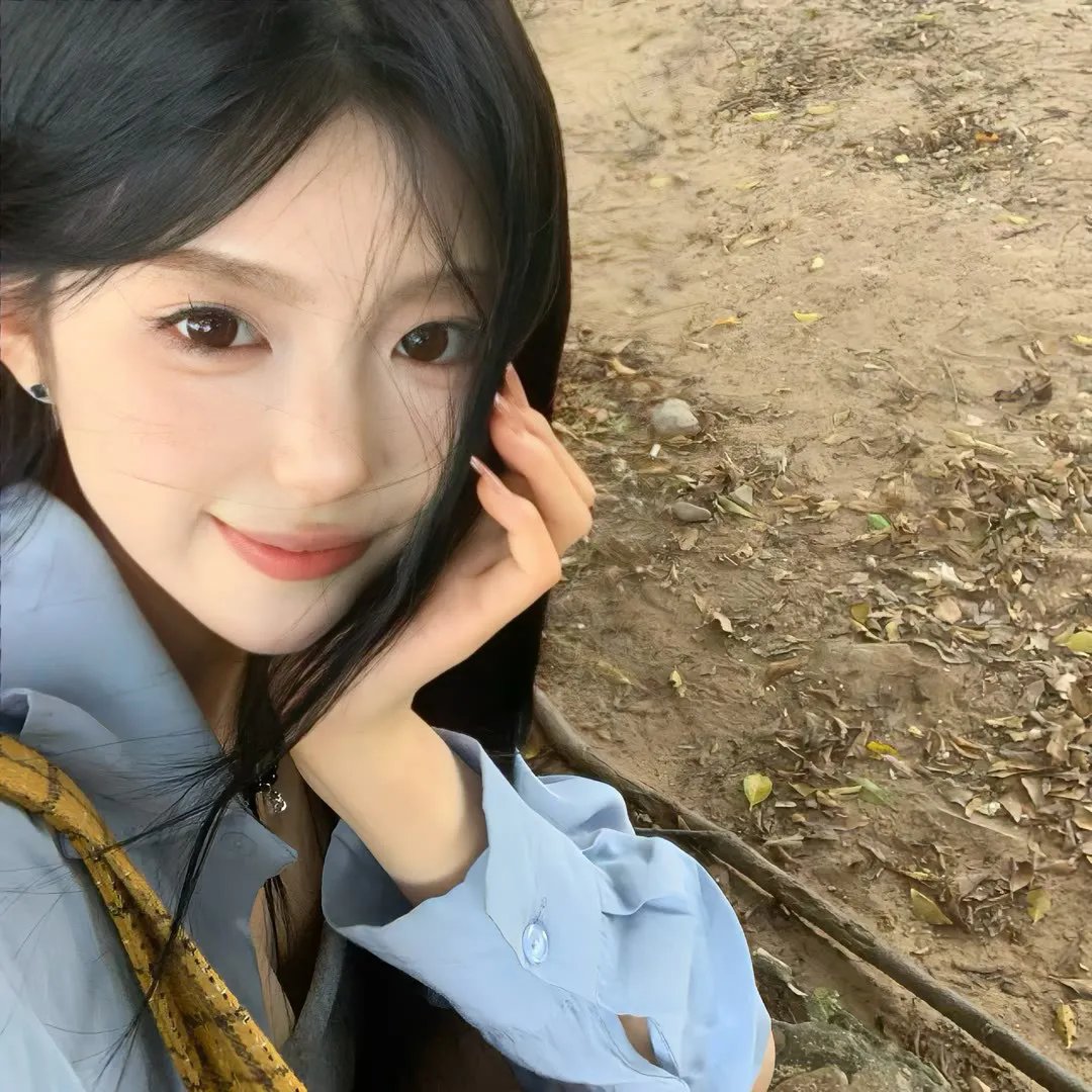 黄色眼泪